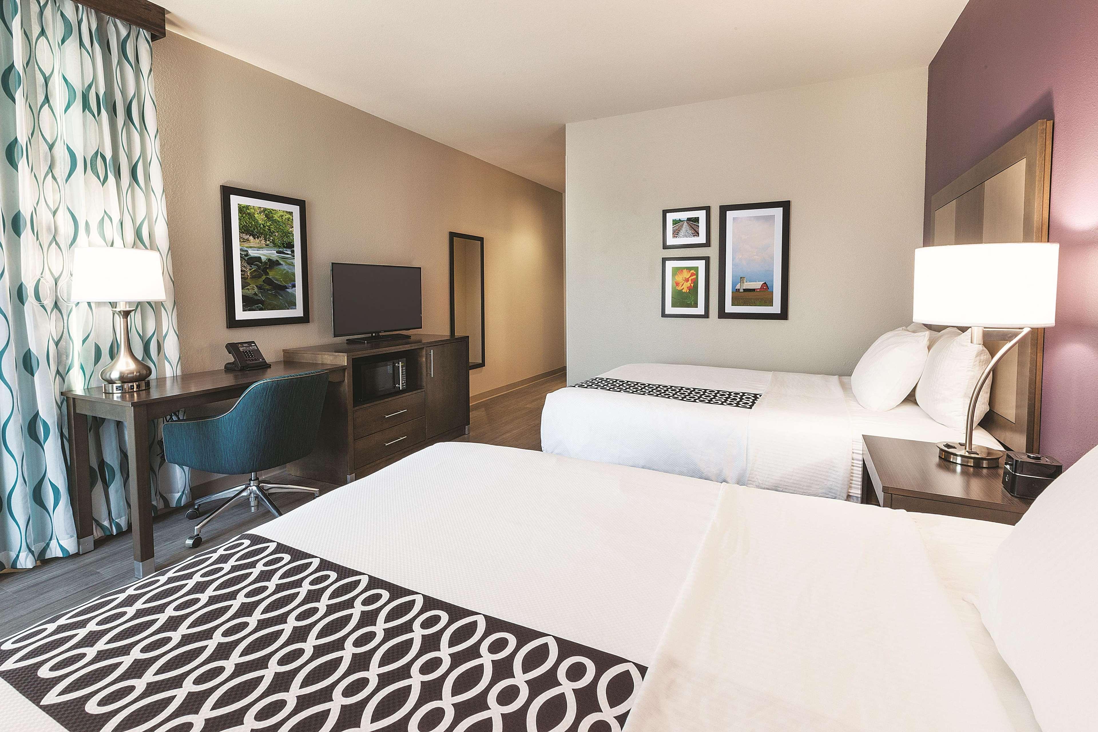 La Quinta By Wyndham Terre Haute Exterior photo